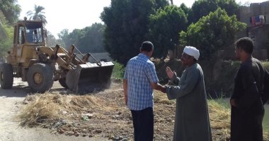 مديرية الطرق والنقل بالأقصر تبدأ تأهيل الطريق الرئيسي الموصل لمدينة الزينية