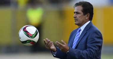 مدرب كوستاريكا السابق يوافق على قيادة منتخب مصر ويترقب قرار الجبلاية