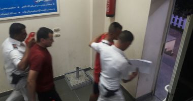صور.. القبض على لصوص المحمول بنادى سموحة