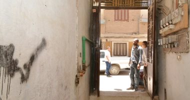 صور.. محافظ سوهاج يشكل لجنة لفحص شكوى ضعف مياه الشرب بعرب الأطاولة بأخميم