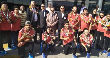 منتخبا اليد والكاراتيه يصلان القاهرة بعد المشاركة بدورة الألعاب الأفريقية للشباب