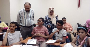 صور.. متحف قصر المنيل يفتتح ورشة مجانية للأطفال لتعلم فنون الخط العربى
