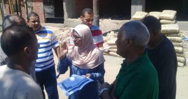 صور.. وفد من التنمية المحلية يتابع المشروعات الجديدة بقرية أصفون بإسنا