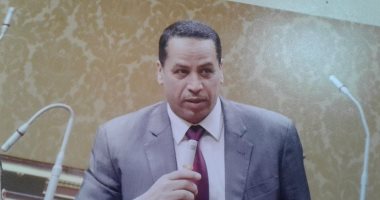 وكيل نقل البرلمان يشيد بحالة الطرق ويطالب بتعميم الأتوبيس الكهربائى