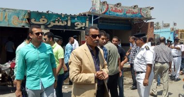 صور.. محافظة الإسماعيلية تواصل حملات إزالة التعديات على طريق البلاجات