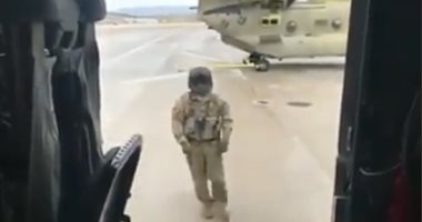 وده هيقلدوه ازاى.. طيار يشارك فى تحدى كيكى بطائرته.. فيديو 