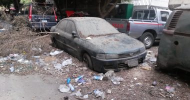 قارئ يشكو من وجود سيارة مركونة لفترة طويلة فى شارع بدر الدين بالدقى