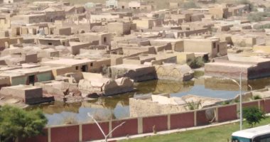 صور.. جثث الموتى غارقة فى المياه بمقابر الأربعين بالسويس