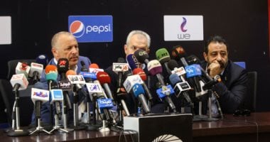 هانى أبو ريدة ينهى أزمة ودية نوفمبر للمنتخب