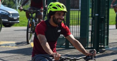 محمد صلاح مواهب على كل لون.. بعد السلة يستعد للموسم الجديد بماراثون دراجات