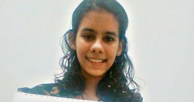 ميرا بنت الإسماعيلية.. أصغر فنانة ترسم فن "المانديلا" بمصر