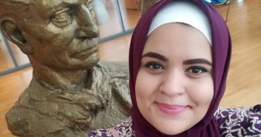 صور.. "آية" الإسكندرنية تحول "المكياج" للوحات فنية