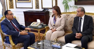 رئيس الوزراء يوجه بتنقية غير مستحقى الدعم بالتوازى مع إضافة المواليد للتموين