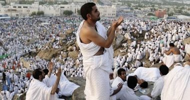 اليوم.. مصر للطيران تسيّر 19رحلة للأراضى المقدسة لنقل 4753 حاجا