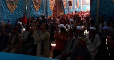 الكفن ينهى خصومة ثأرية بين أولاد عمومة بأبنوب فى أسيوط