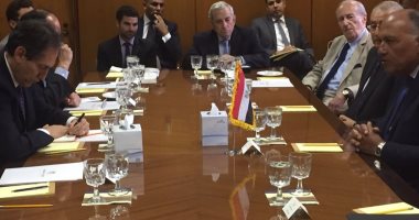 صور..شكرى يلتقى مفكرين وكتاب وشخصيات مؤثرة فى الولايات المتحدة
