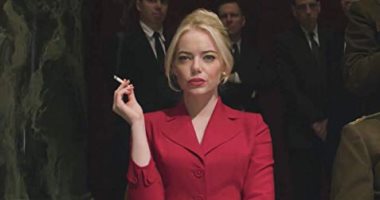 إيما ستون تؤدى أول مشاهدها الجنسية فى The Favourite