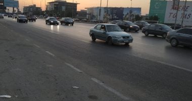 المرور: تحويلات مرورية بشارع التسعين فى التجمع لتركيب كوبرى مشاه لمدة يومين