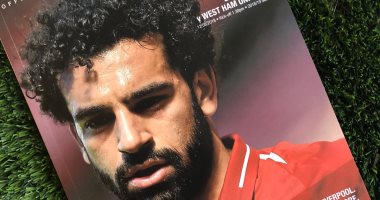 محمد صلاح يتصدر غلاف مجلة مباراة ليفربول ضد وست هام فى الدوري الانجليزي
