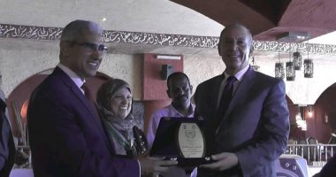 تعرف على توصيات المؤتمر الدولى الثالث للطب البيطرى بجامعة جنوب الوادى