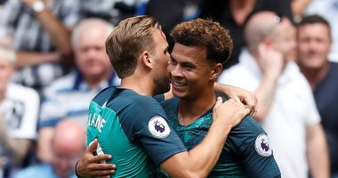 الدوري الانجليزي.. نيوكاسل 1 - 2 توتنهام فى شوط أول مثير 