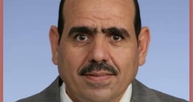 أحمد مقلد قائما بأعمال مدير مركز الوافدين بجامعة بنى سويف