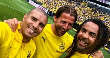 محمد زيدان يظهر فى مباراة أساطير ليفربول ودورتموند.. صور