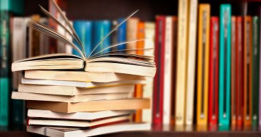 ما الأسباب النفسية وراء إنفاق الأموال على شراء الكتب دون قراءتها؟