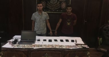 المتهمون بسرقة شقة موظف بالمعادى : نفذنا 5 جرائم سرقة أموال وأجهزة