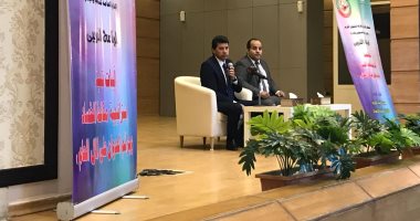 وزير الرياضة يحضر ندوة مكافحة الفساد لممثلى مراكز الشباب