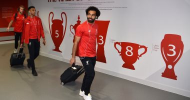 محمد صلاح يصل ملعب مباراة وست هام مع نجوم ليفربول.. صور