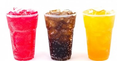 7 عصاير منعشة ولكنها خطر على صحتك.. اعرفها واحذر تناولها