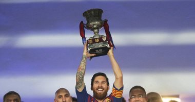 ميسي يتبرع بـ4 ملايين بيزو أرجنتينى لأطفال سوريا قبل بدء الدراسة