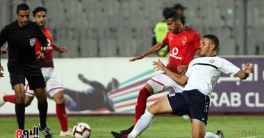 الأهلي يتعادل مع النجمة سلبيًا فى شوط "الفرص الضائعة"