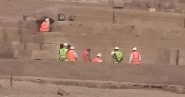 رئيس الإدارة المركزية للآثار يتفقد مشروع سحب المياه الجوفية بكوم أمبو 