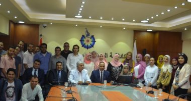 رئيس أكاديمية البحث العلمى يلتقى الباحثين المقبولين بالمدرسة الصيفية فى روسيا