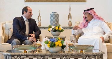 صحيفة عكاظ: السيسى أول ضيف يستقبله الملك سلمان بمشروع نيوم