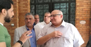 رئيس جامعة عين شمس يتفقد المدينة الجامعية.. ويؤكد حرصه على راحة الطلاب 