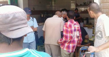 تحرير 8 محاضر بمخالفات متنوعة فى حملة تموينية بساقلته بسوهاج.. صور