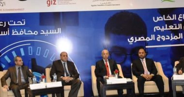 محافظ أسوان: توفير 327 فرصة تدريب للشباب لتأهيلهم لسوق العمل 