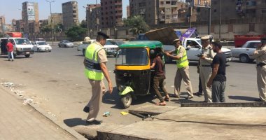 مدير أمن القليوبية يقود حملة لرفع الإشغالات وضبط الدراجات النارية غير المرخصة