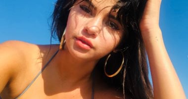 سيلينا جوميز تظهر بالبكينى.. هل هذا بسبب ترك جاستن لها؟