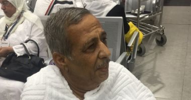 تعرف على دعوة والد شهيد الواحات أمام الحرم المكى