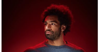 "بنظرة ثاقبة"..هكذا ظهر محمد صلاح فى أحدث صورة له