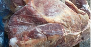 ضبط طن وربع لحوم منتهية الصلاحية بمحل شهير بشبرا الخيمة