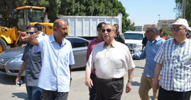 محافظ الإسماعيلية يتفقد أعمال منظومة النظافة بالأحياء 