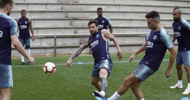 برشلونة كامل الجاهزية لمواجهة الافيس فى افتتاحية الدوري الإسبانى.. صور