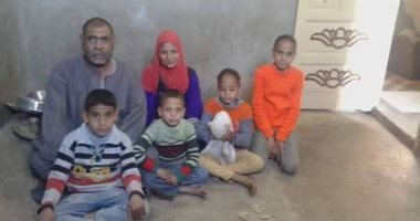 مأساة أم محمد من المنيا.. تحتاج لــ10 آلاف جنيه لتنقذ أطفالها من التشرد