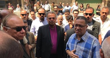 صور.. أندريه زكى بجنازة الشهيد ملازم أول فادى مدحت: "ضحى بحياته لنعيش نحن"