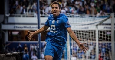 فيديو.. الهلال يتقدم على الاتحاد بهدف فى الشوط الأول بالسوبر السعودي